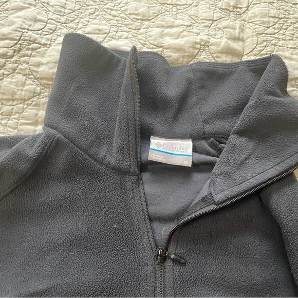 Columbia women’s black lightweight quarter zip fleece - Picture 2 of 2